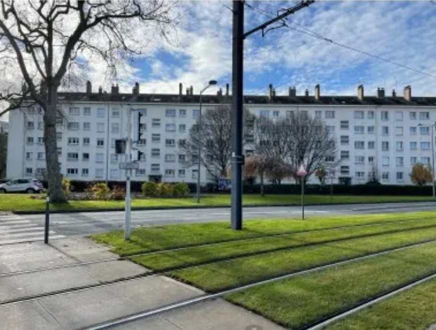 34 Boulevard Jacques Portet  49000 Angers